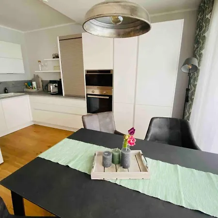 Apartment Wunderschoene *