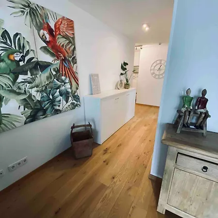 Apartment Wunderschoene *